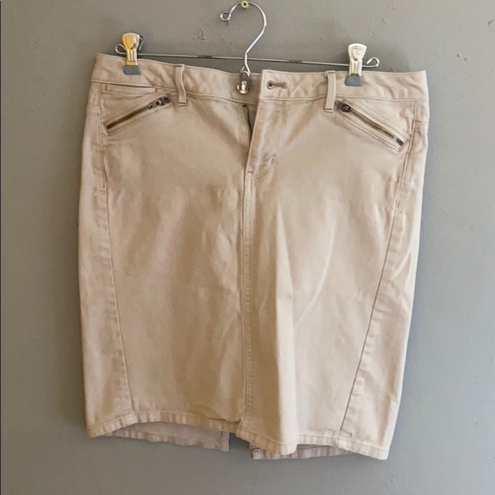 Khaki skirt
